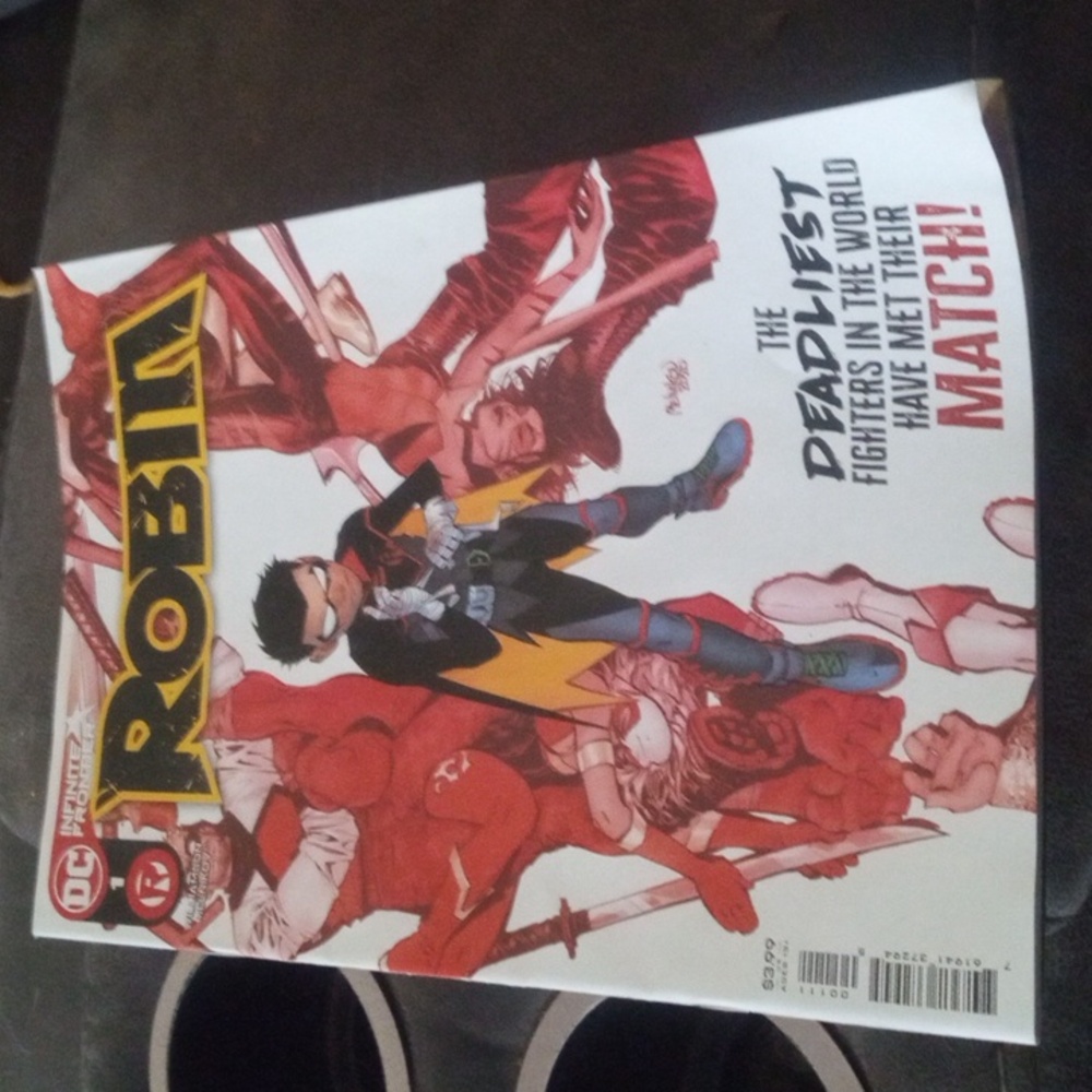 DC infinite frontier Robin the deadliest fighters in word have met match comic